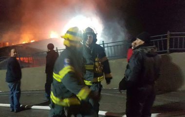 מירון: מתחם 'בוסקילה תולדות', עלה בלהבות בליל שבת האחרון, בשלב זה לא ברורות הנסיבות שהובילו לשריפה • צולם ע"י גוי